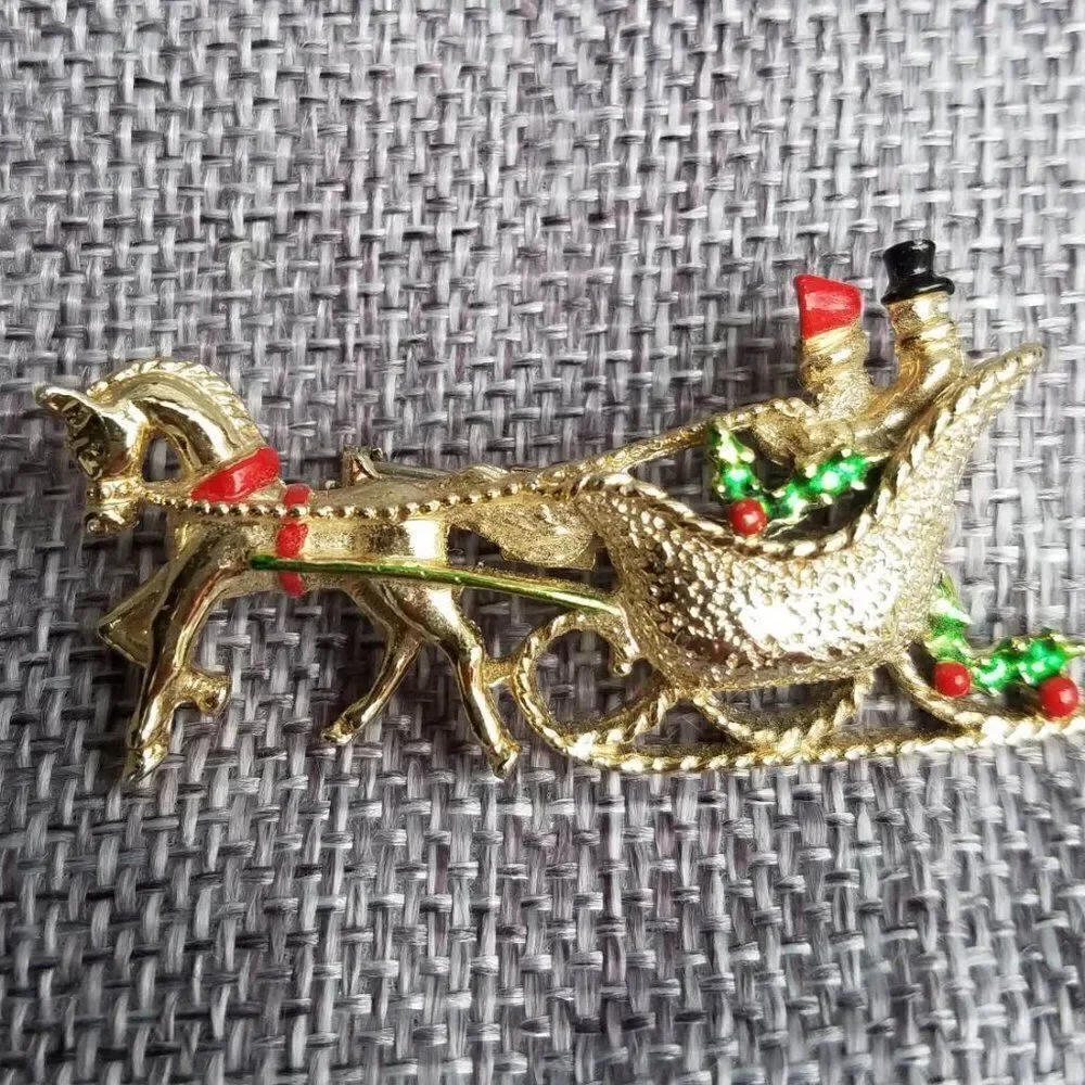 Vintage Gerrys Horse Sleigh Holiday Brooch